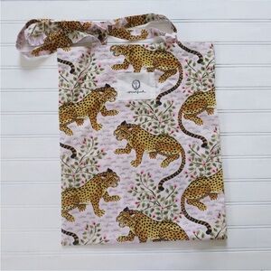 PRINTFRESH Bagheera blush tiger print tote bag (NWOT)